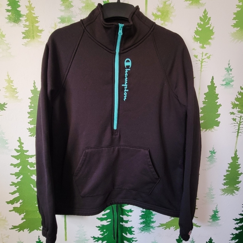 Champion Quarter Zip Pullover Fleece Jacket.